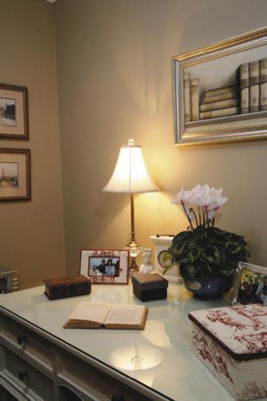 Spotlight on neutrals